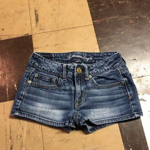 AMERICAN EAGLE BLUE DENIM SHORTS